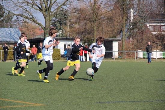 D2-Jugend 10. Punktspiel gegen Liegau 14/15_7