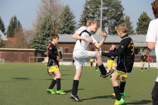 D2-Jugend 10. Punktspiel gegen Liegau 14/15_19